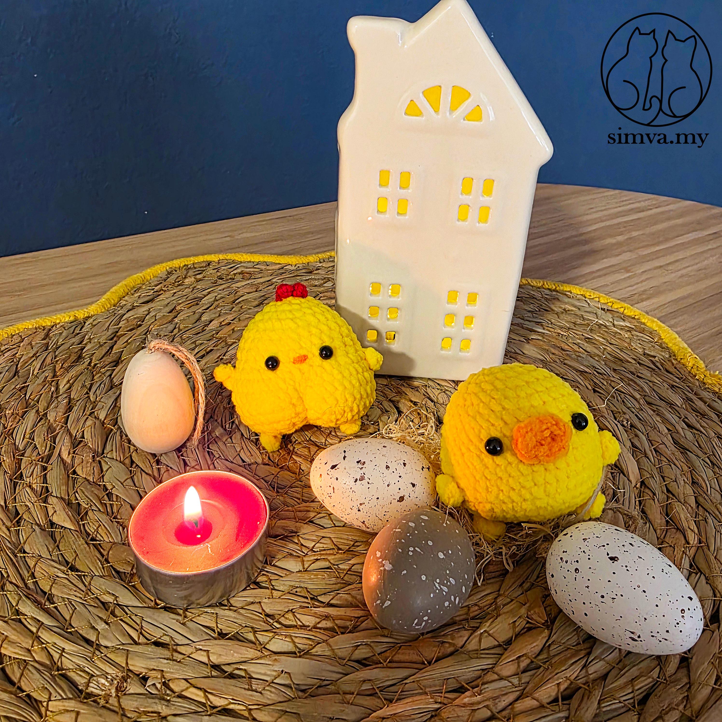 Crochet Chick Keychain, Handmade Yellow Amigurumi Bag Charm, Cute Backpack Plush