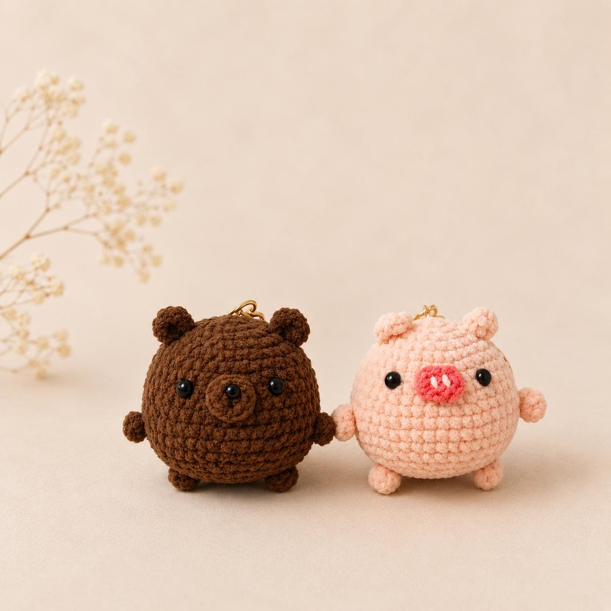 Crochet Pig or Bear Keychain, Handmade Amigurumi Bag Charm, Cute Animal Keyring, Kawaii Gift
