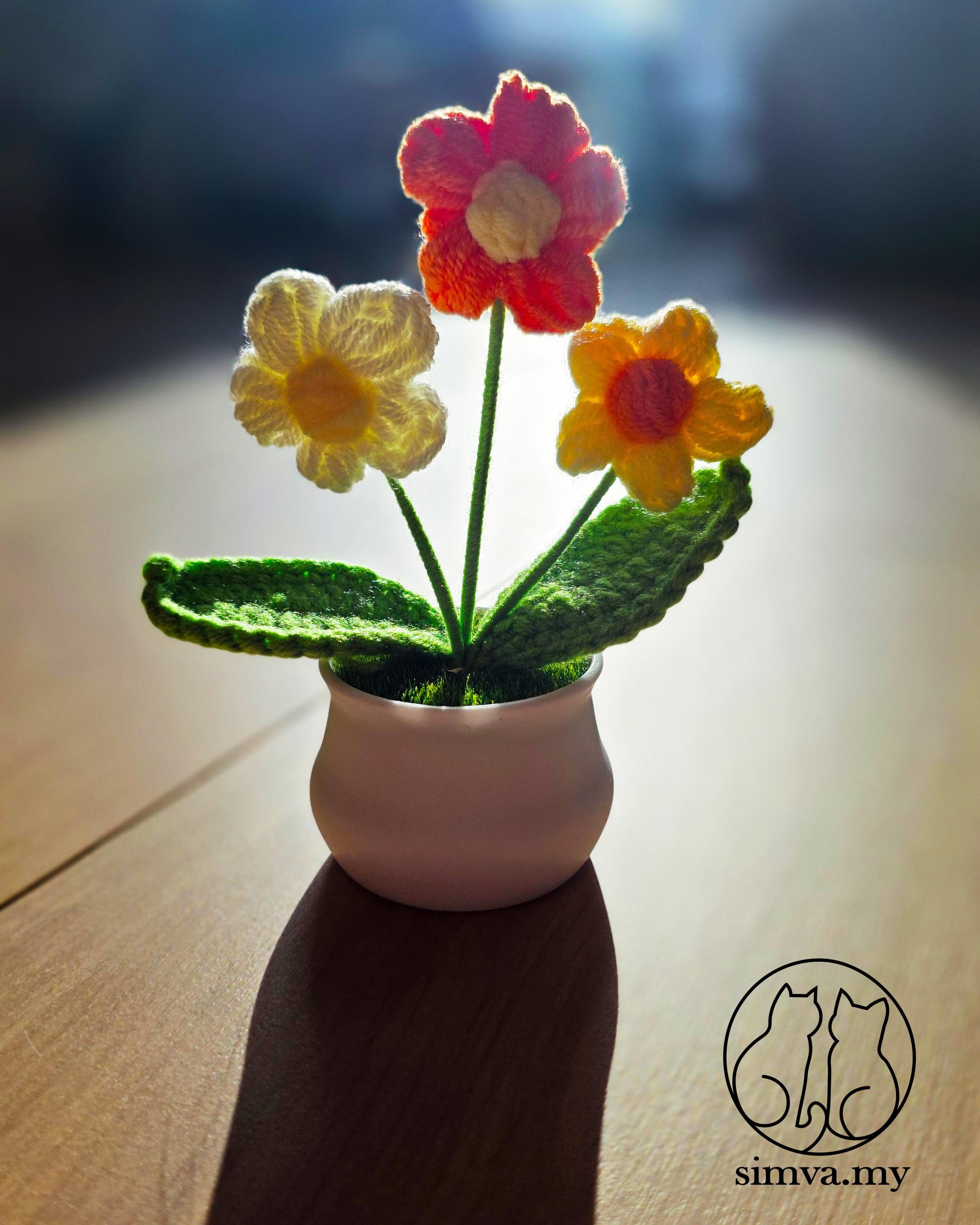 Mini Crochet Flower Pot, Handmade Forever Flowers, Cute Desk Decor , No Water Plant,Housewarming Office Gift