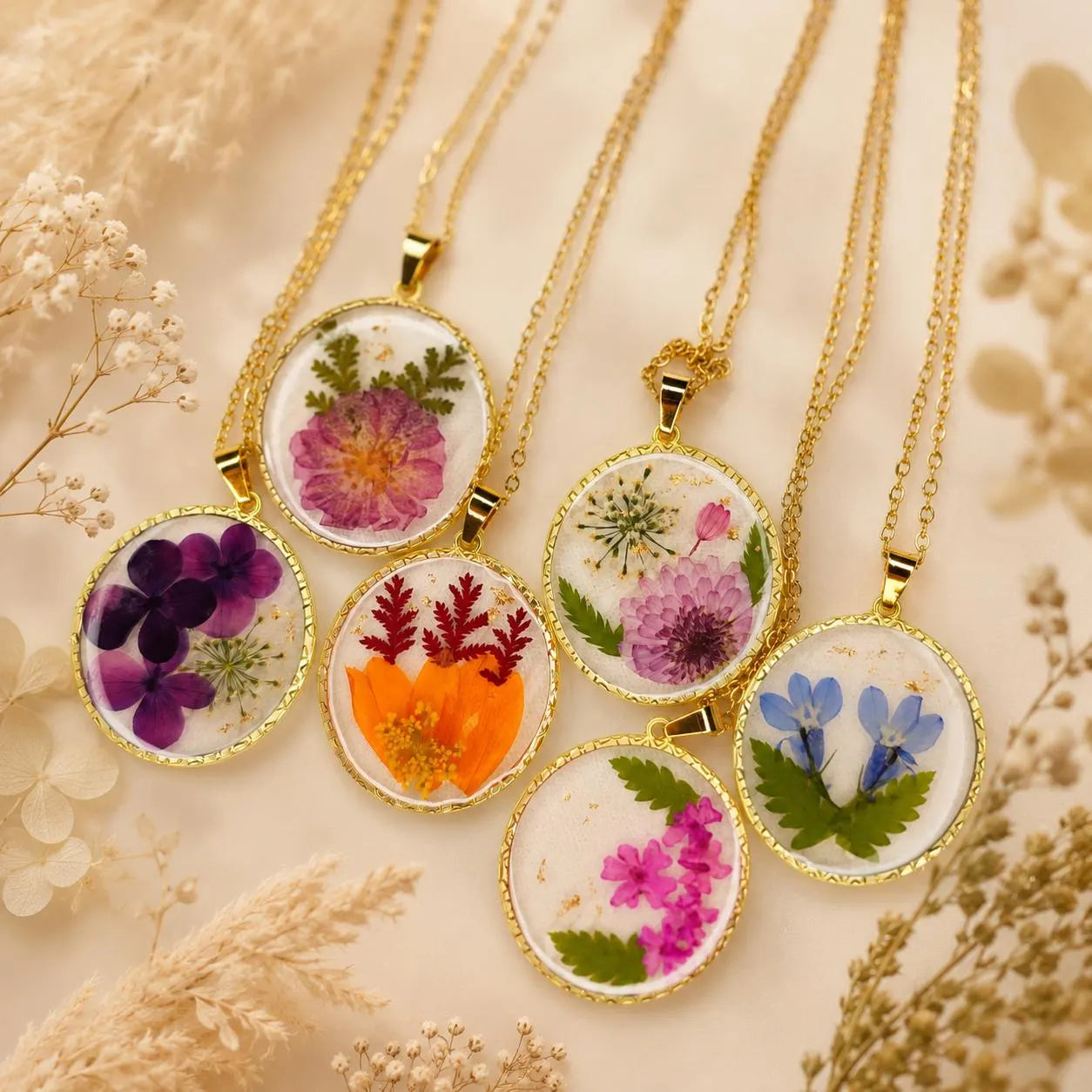 Real Pressed Flower Resin Necklace, Gold Botanical Pendant, Handmade Floral Jewelry Gift for Her