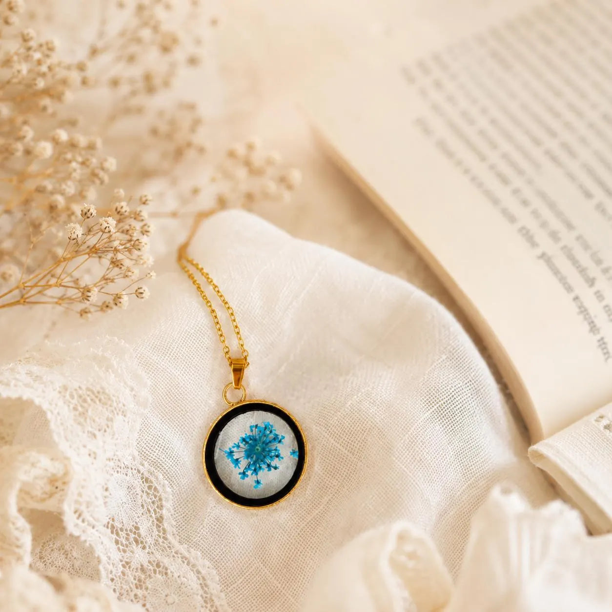 Real Pressed Flower Resin Necklace, Handmade Botanical Pendant, Gold Floral Jewelry Gift for Her