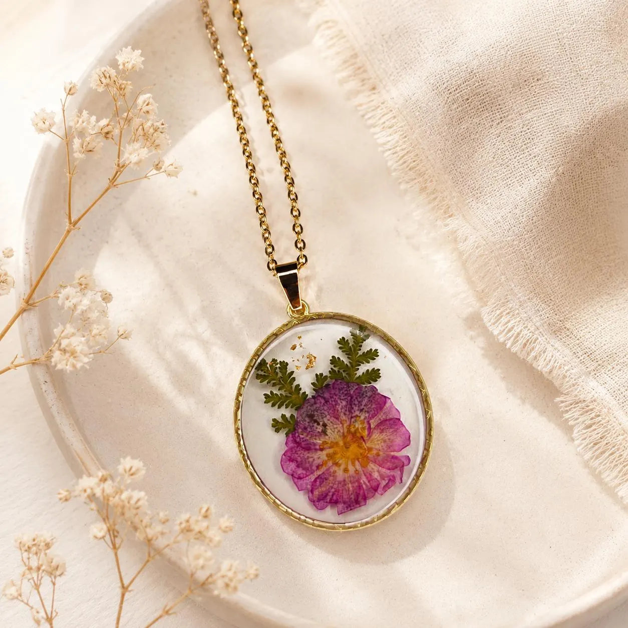 Real Pressed Flower Resin Necklace, Gold Botanical Pendant, Handmade Floral Jewelry Gift for Her