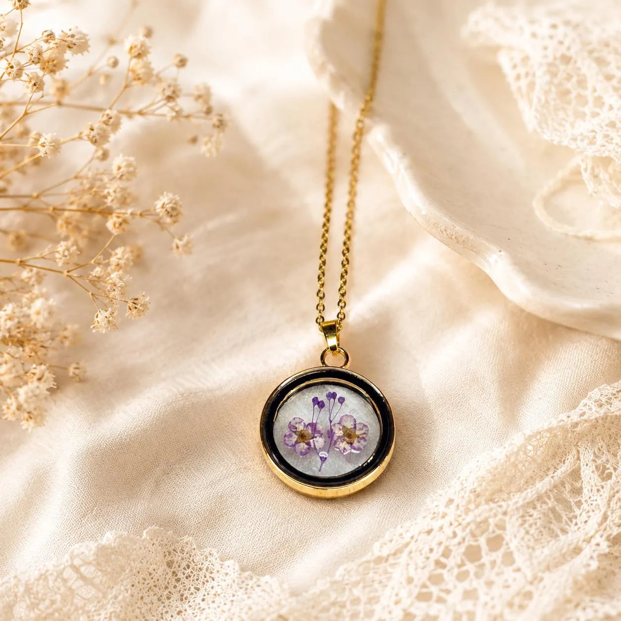 Real Pressed Flower Resin Necklace, Handmade Botanical Pendant, Gold Floral Jewelry Gift for Her